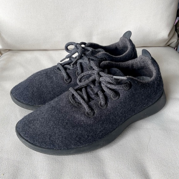 🆕 Listing!  Allbirds | Charcoal Wool Sneakers - Picture 1 of 7